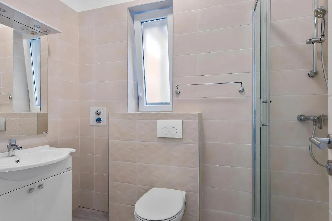 Mima City Center Balcony Studio 5 - Rijeka Rent 0*,  Croatia